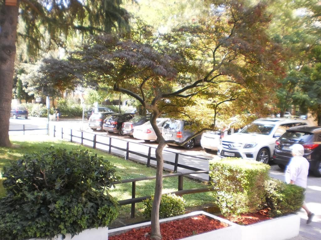 גראדו Hotel Plaza מראה חיצוני תמונה