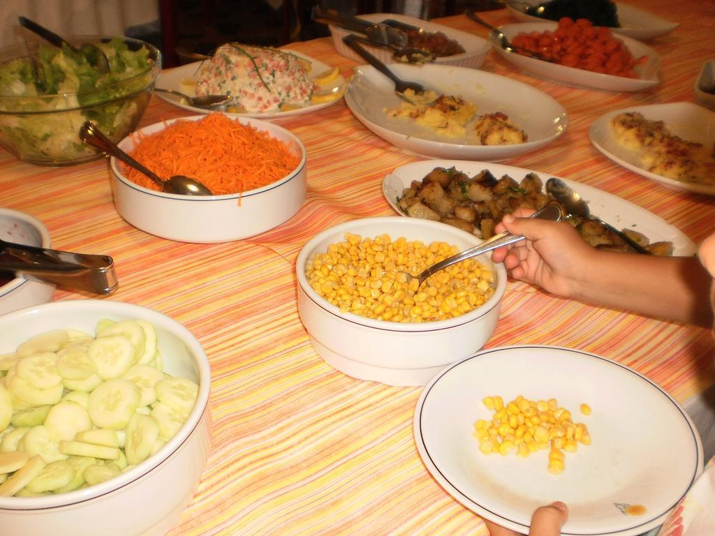 גראדו Hotel Plaza מראה חיצוני תמונה